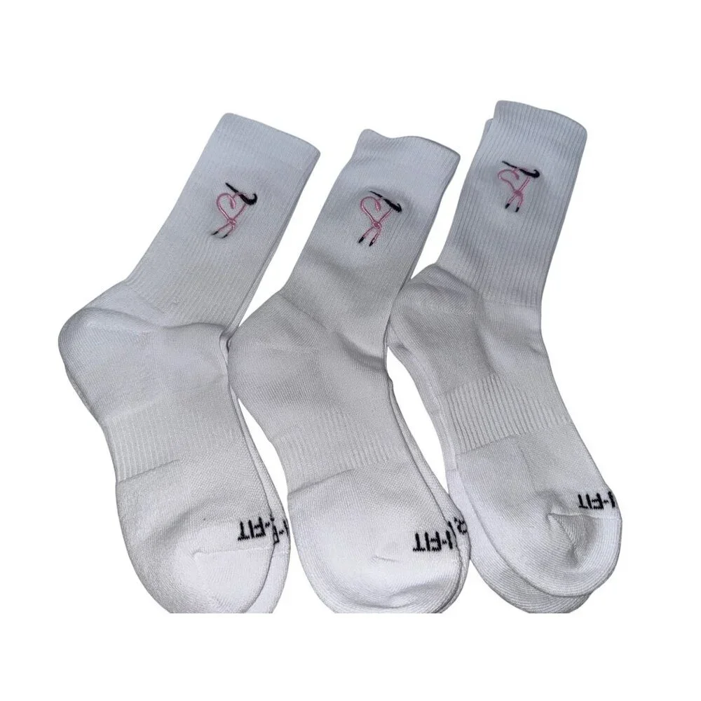 Nike Everyday Valentine's Heart Socks Crew Cushioned White 3 Pair Athletic NEW